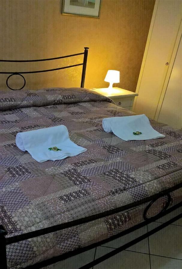Felicia Rooms Rome Exterior photo